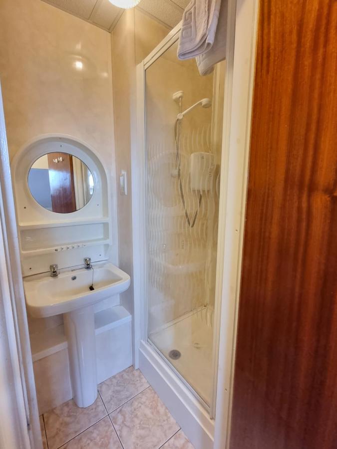 The Glen Stuart Hotel Blackpool Buitenkant foto